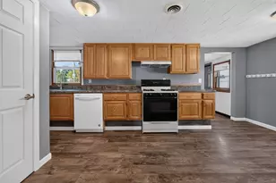102 N Woodlawn St, Downs, IL 61736 - Photo 10