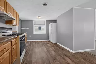 102 N Woodlawn St, Downs, IL 61736 - Photo 14
