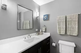 401 E Ontario St, Chicago, IL 60611 - Photo 12
