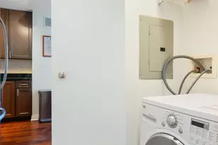 401 E Ontario St, Chicago, IL 60611 - Photo 14