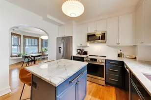 3926 N Ridgeway Ave, Chicago, IL 60618 - Photo 12