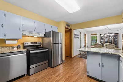 3607 W Clover Avenue, McHenry, IL 60050 - Photo 12