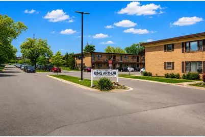 39 King Arthur Court #15, Northlake, IL 60164 - Photo 1