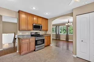 908 S Arlington Heights Rd, Arlington Heights, IL 60005 - Photo 8