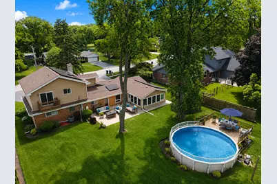 606 Country Club Drive, Itasca, IL 60143 - Photo 2