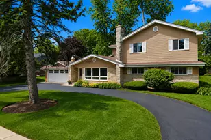 606 Country Club Dr, Itasca, IL 60143 - Photo 1