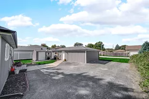 2606 W Walter Zimny Dr, Posen, IL 60469 - Photo 24