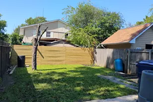 1608 11th St, Waukegan, IL 60085 - Photo 16