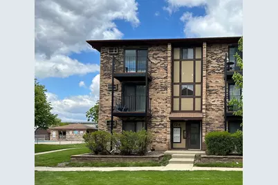 124 Klein Creek Court #124-E, Carol Stream, IL 60188 - Photo 1