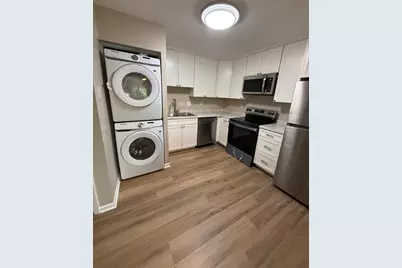 124 Klein Creek Court #124-E, Carol Stream, IL 60188 - Photo 2