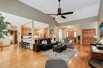 10735 Christopher Drive, Lemont, IL 60439 - Photo 6
