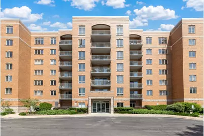 6815 N Milwaukee Avenue #605, Niles, IL 60714 - Photo 1