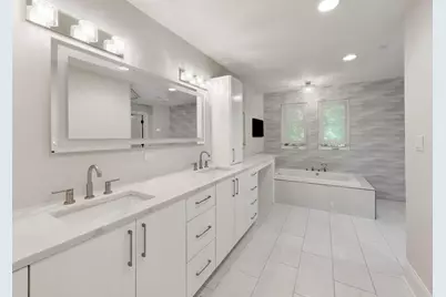 35 Windsor Drive, Oak Brook, IL 60523 - Photo 14