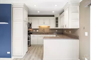 608 N White Ln, Hainesville, IL 60030 - Photo 10