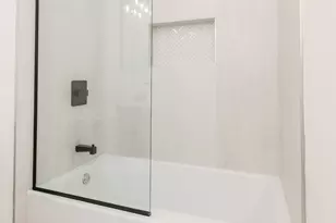 544 N Lawndale Ave, Chicago, IL 60624 - Photo 24