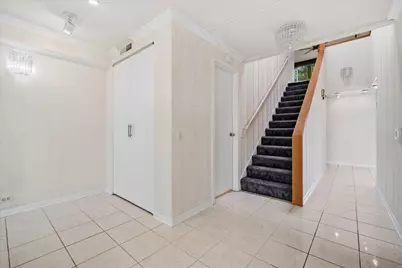 137 Avon Road, Northbrook, IL 60062 - Photo 10