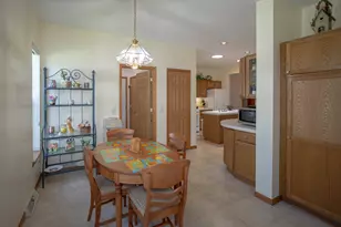 212 Rodeo Dr, Grayslake, IL 60030 - Photo 12
