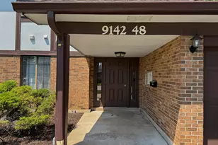 9144 Clairmont Ct, Orland Park, IL 60462 - Photo 2