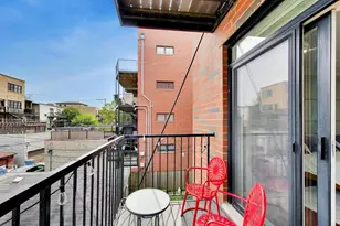 844 W Roscoe St, Chicago, IL 60657 - Photo 18