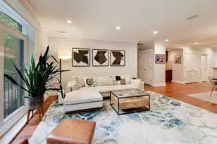 844 W Roscoe St, Chicago, IL 60657 - Photo 4