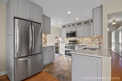 882 Hillside Avenue, Glen Ellyn, IL 60137 - Photo 2