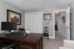 2402 Sanford Ln, Normal, IL 61761 - Photo 30