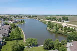 2402 Sanford Ln, Normal, IL 61761 - Photo 62