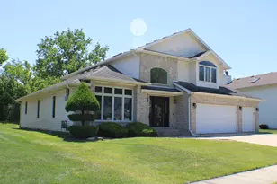 415 Tamarack St, Park Forest, IL 60466 - Photo 2