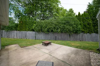 125 Cheri Lane, Antioch, IL 60002 - Photo 32
