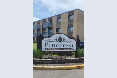 668 Pinecrest Drive #204, Prospect Heights, IL 60070 - Photo 2