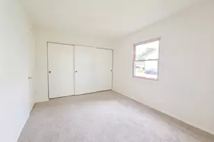400 Phyllis Ave, Rochelle, IL 61068 - Photo 16