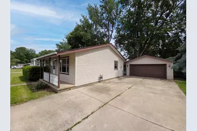400 Phyllis Avenue, Rochelle, IL 61068 - Photo 20