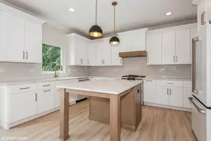 1N083 Lot 4 Farwell St, Carol Stream, IL 60188 - Photo 2