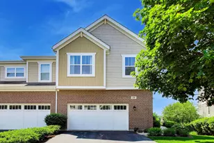29 E Moseley Rd, Palatine, IL 60074 - Photo 1