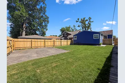 353 W 15th Place, Chicago Heights, IL 60411 - Photo 2