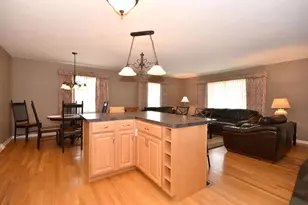 861 S Hawthorne Ave, Elmhurst, IL 60126 - Photo 20