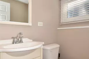 861 S Hawthorne Ave, Elmhurst, IL 60126 - Photo 24