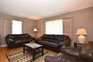 861 S Hawthorne Ave, Elmhurst, IL 60126 - Photo 10