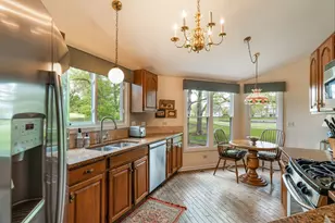 145 Willow Pkwy, Buffalo Grove, IL 60089 - Photo 6