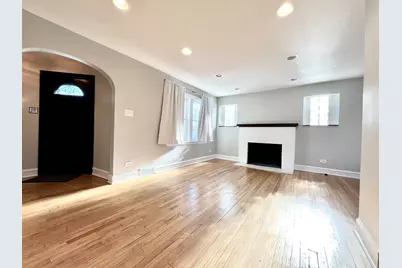 9210 S Trumbull Avenue, Evergreen Park, IL 60805 - Photo 6