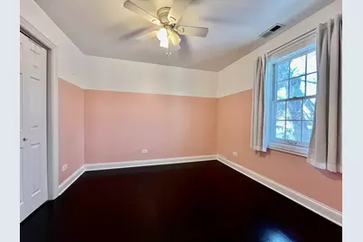 9210 S Trumbull Avenue, Evergreen Park, IL 60805 - Photo 18