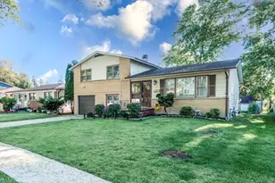 1408 S Fern Dr, Mount Prospect, IL 60056 - Photo 1