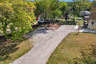28W625 Lester St, West Chicago, IL 60185 - Photo 60