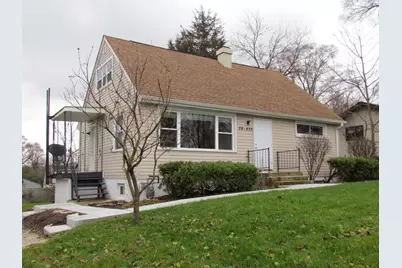 28W625 Lester Street, West Chicago, IL 60185 - Photo 1