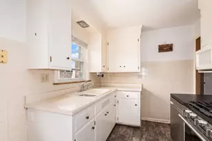7701 W Victoria St, Chicago, IL 60631 - Photo 6