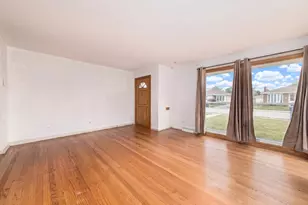 7701 W Victoria St, Chicago, IL 60631 - Photo 4