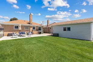 7701 W Victoria St, Chicago, IL 60631 - Photo 18