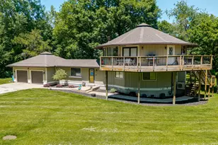 19866 Lakewood Dr, Bloomington, IL 61705 - Photo 38