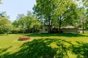 19866 Lakewood Dr, Bloomington, IL 61705 - Photo 34