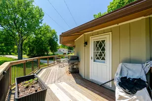 19866 Lakewood Dr, Bloomington, IL 61705 - Photo 18
